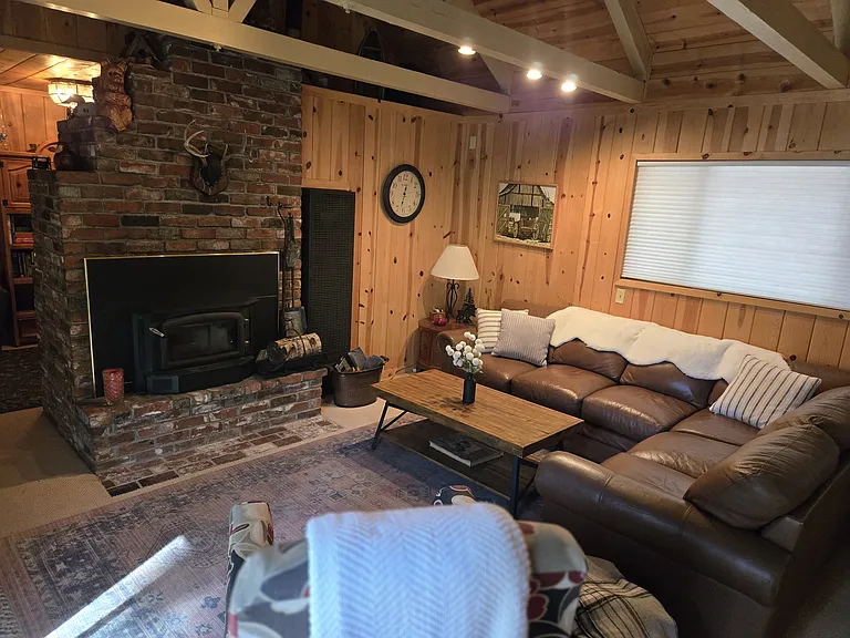 1335 Silver Fork Ave — Photo 16