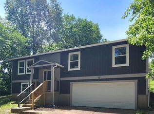 2110 Henry St, Alton, IL 62002