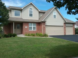 233 Aspen Dr, Beecher, IL 60401