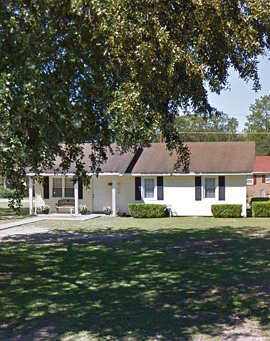 1st image of 215 Enterprise Dr