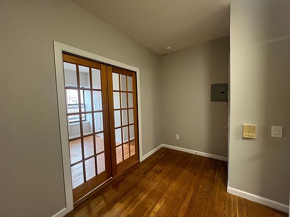 2nd image of 514 E 5th St APT 12