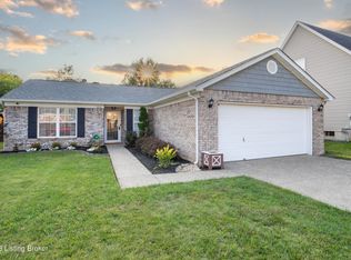 9640 Combs Ln, Louisville, KY 40258