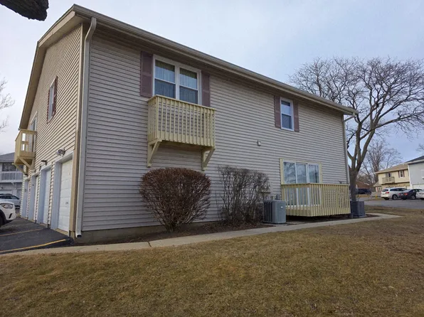 225 Foxhead Ct Unit C, Bolingbrook, IL 60440