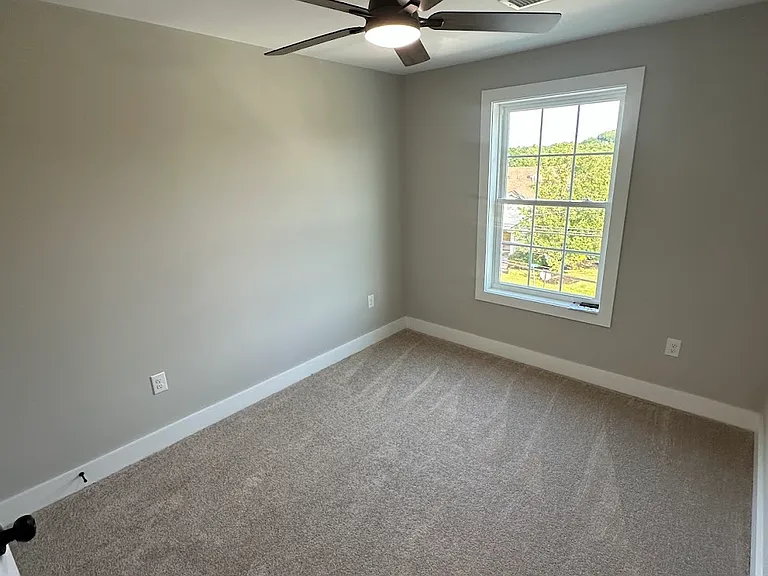 3rd floor - bedroom 3
