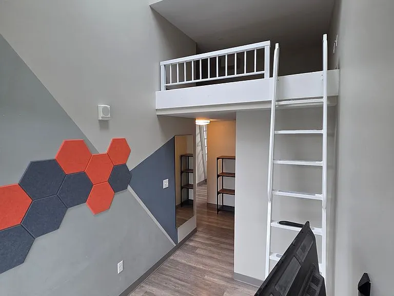 Madison 2.0 Studios — Photo 25