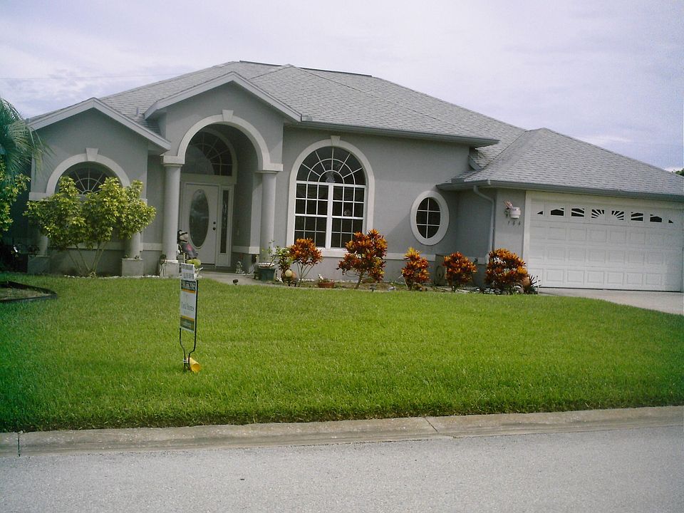 1st image of 144 Dianne Dr