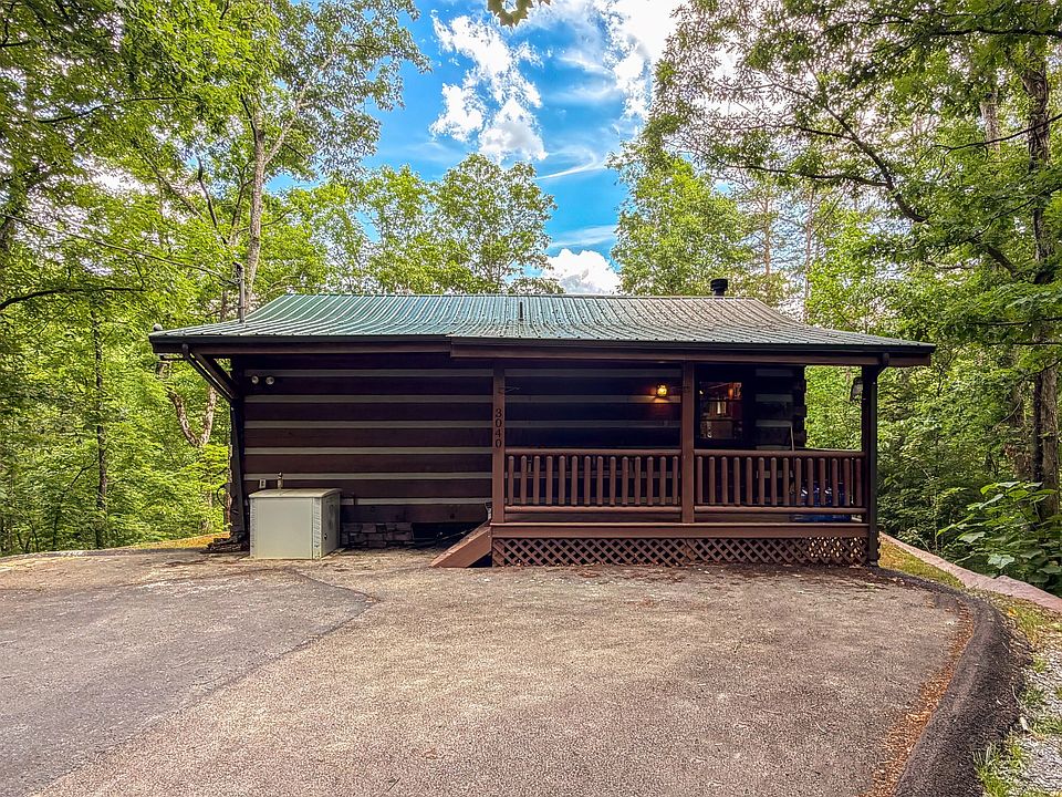 1st image of 3040 Patty View Way