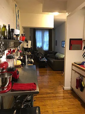 Rented by Real Broker NY LLC | media 9