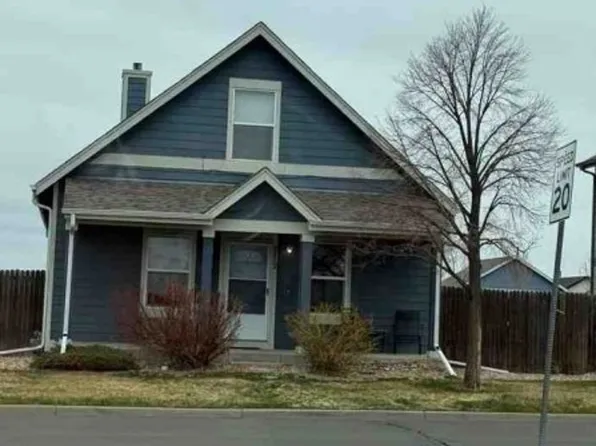 2872 Renshaw St, Strasburg, CO 80136