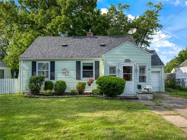 8508 Lindbergh Ave, Niagara Falls, NY 14304
