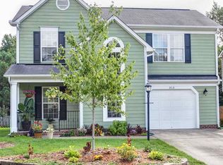 313 Stone Hedge Ct, Holly Springs, NC 27540