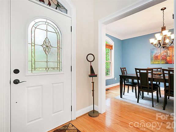 5th image of 72 Tludatsi Ct