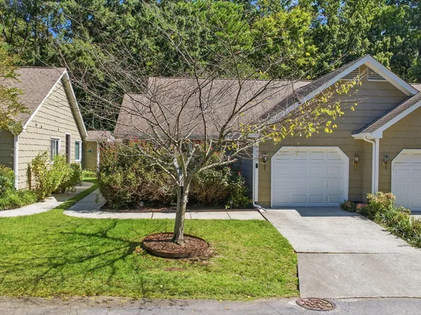 4205 Pin Oak Dr, Durham, NC 27707