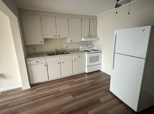 30-32 W Main St #4, Mechanicsburg, PA 17055