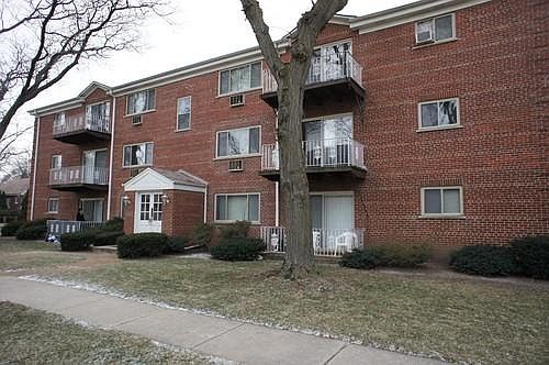 1st image of 1639 Oakwood Ave APT 202