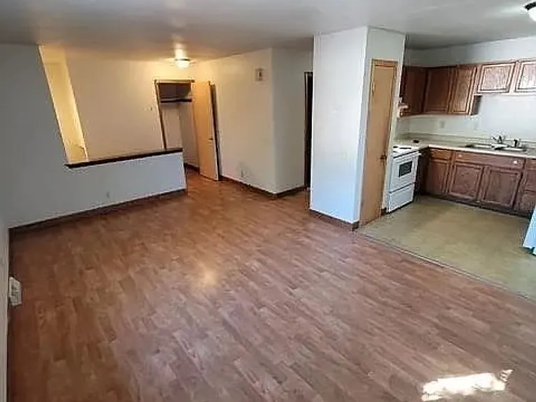 732 Ridgeland Ave #732 — Photo 2