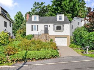 20 Eastern Dr, Ardsley, NY 10502