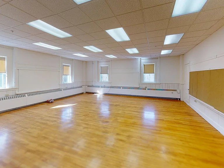 22 School St #1 — Photo 2