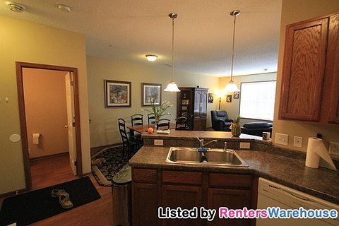4th image of 10970 Goodhue St NE Unit C