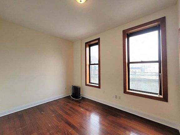 5th image of 274 W 19th St #6X