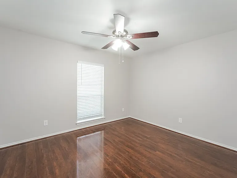3830 Lake Ballinger Ln — Photo 18