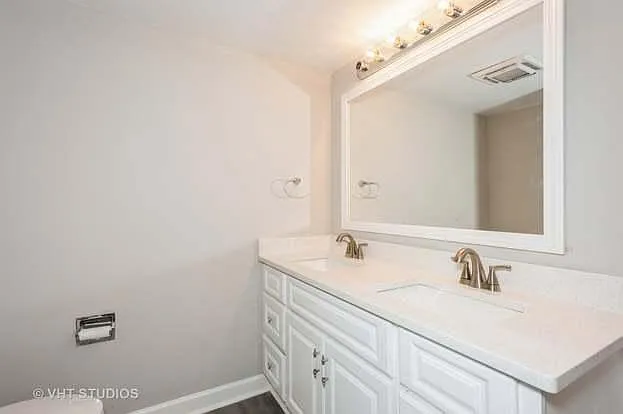 258 E Bailey Rd #H — Photo 6