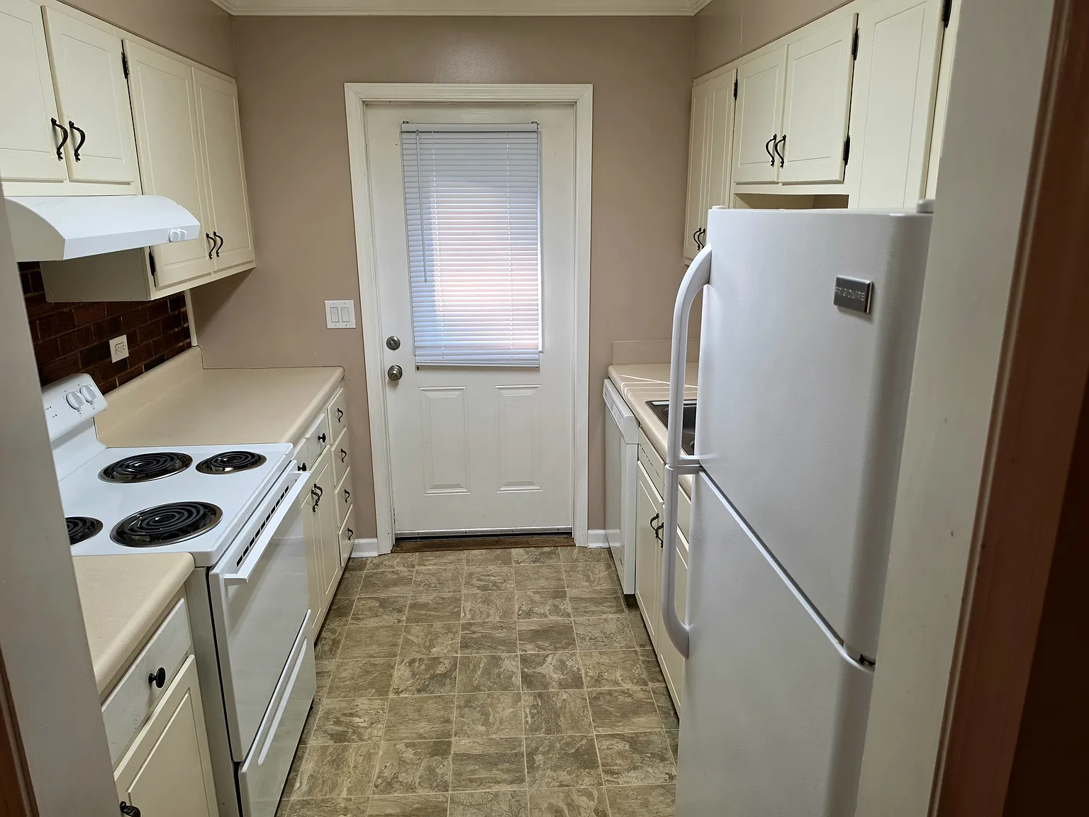 Apt 3 532 Tansey Lane, Kingsport, TN 37660 — Photo 4