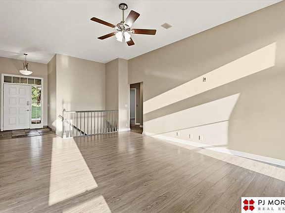 5th image of 4504 N 167th St