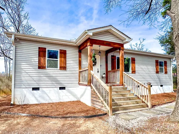 1912 Cedarvale Rd, Charlotte, NC 28214