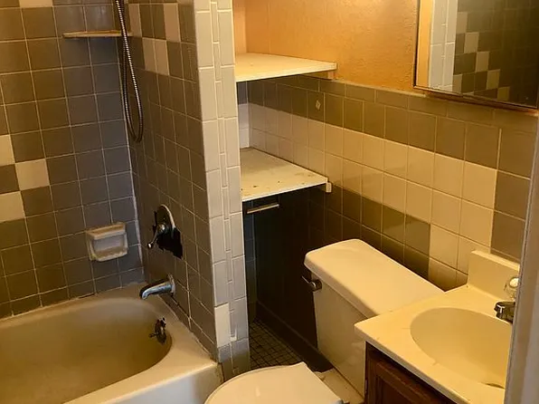 1217 Texas Ave, Cincinnati, OH 45205