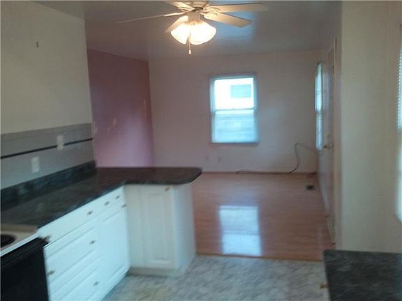 4th image of 3513 N Tiffany Dr