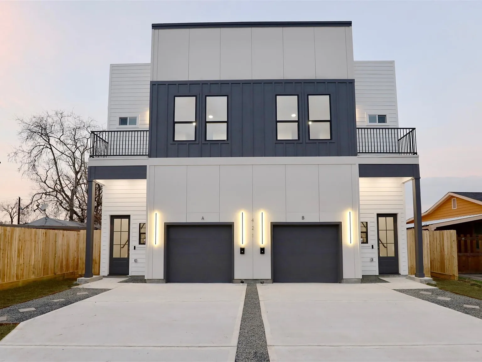 3 bed, 5.0 bath, $2,600 — Photo 2