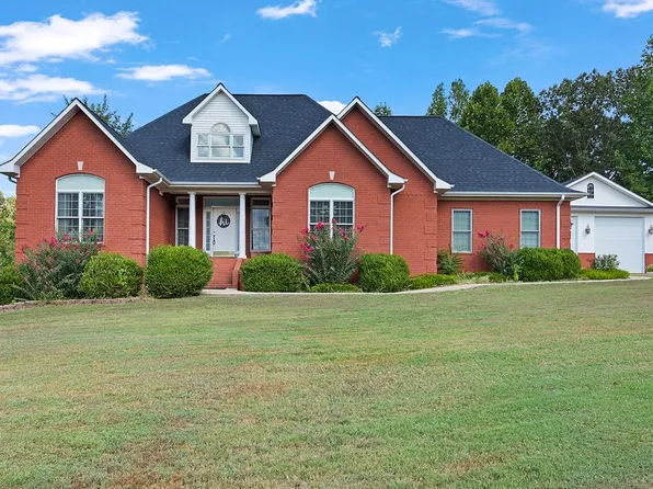 120 Carmen Dr, Paris, TN 38242