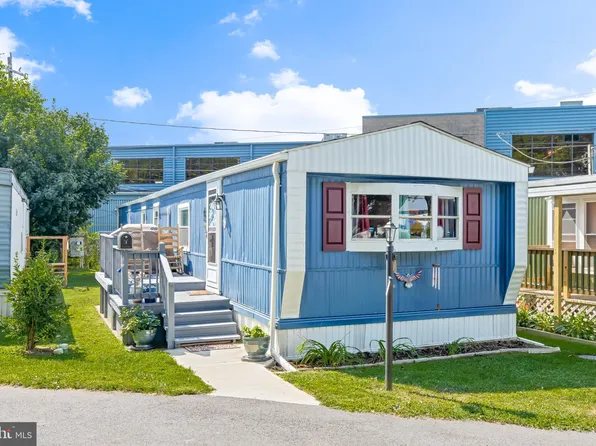 541 Furnace Hills Pike Trailer 3, Lititz, PA 17543
