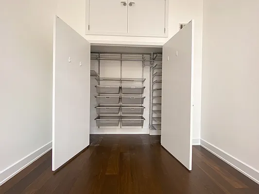 Rented by Triplemint | media 41