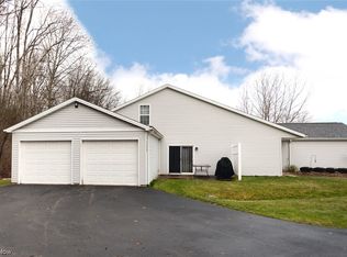 3489 Ivy Hill Cir UNIT A, Cortland, OH 44410