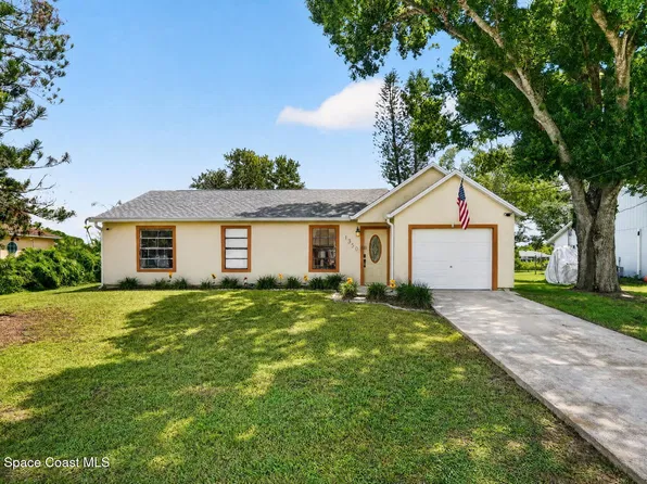 1350 Heberling St NW, Palm Bay, FL 32907