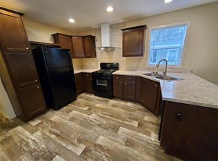 9 Hummingbird Dr #9, Lake Orion, MI 48359