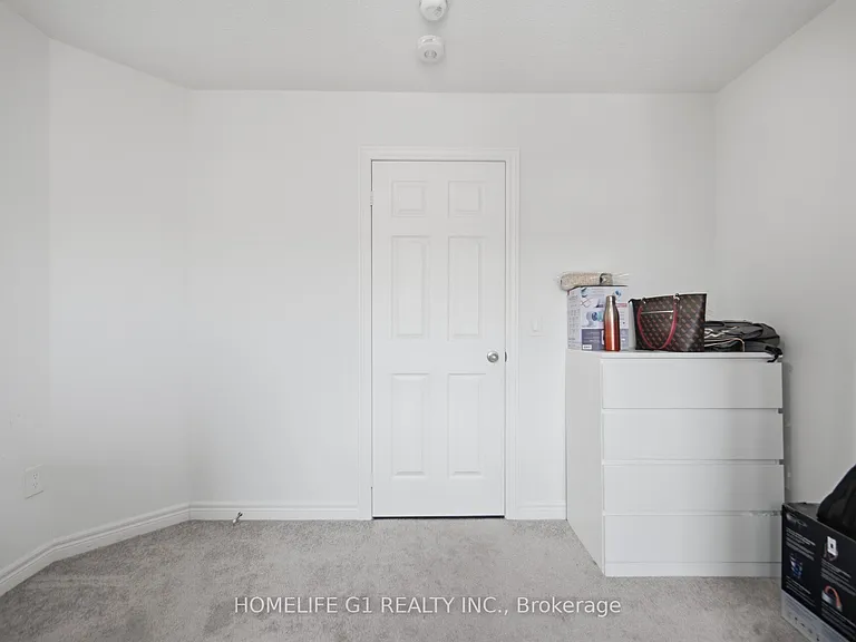 129 Holbrook Ct — Photo 28