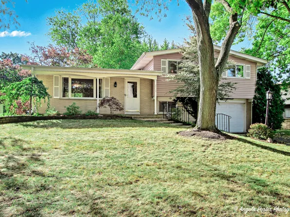 2615 Blanchard Rd, Waukegan, IL 60087