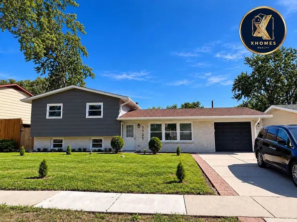 7127 Glenwood Ln, Hanover Park, IL 60133