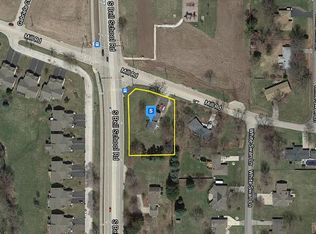 904 S Bell School Rd, Rockford, IL 61108