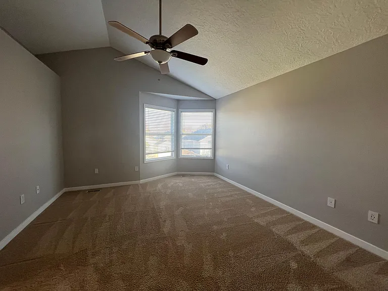 2720 S Georgetown Ave — Photo 5