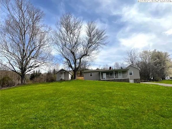 159 G Street, Lansing, NC 28643