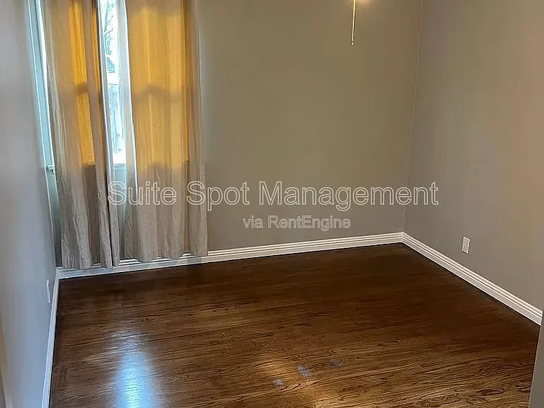 456 N Batavia St #456 — Photo 15