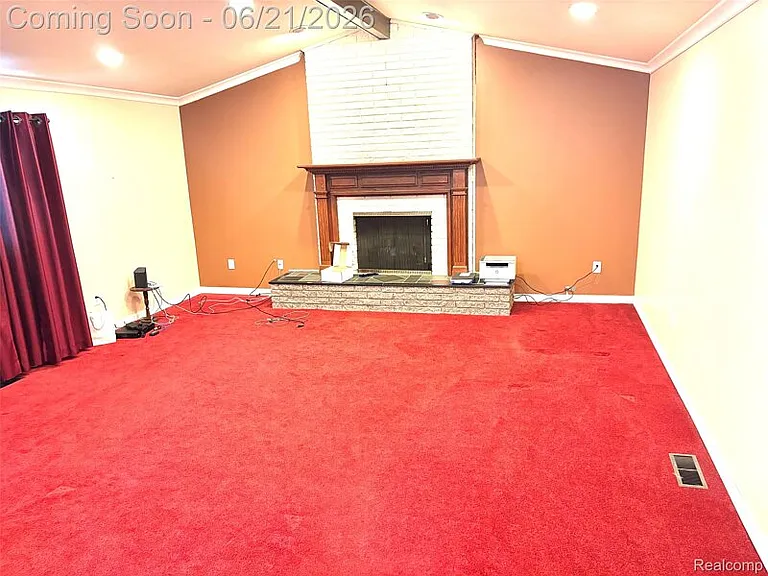 26366 Cecile St — Photo 9