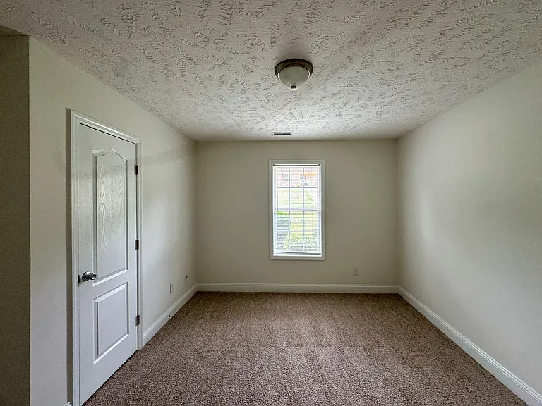 169 Wolfpoint Dr — Photo 15