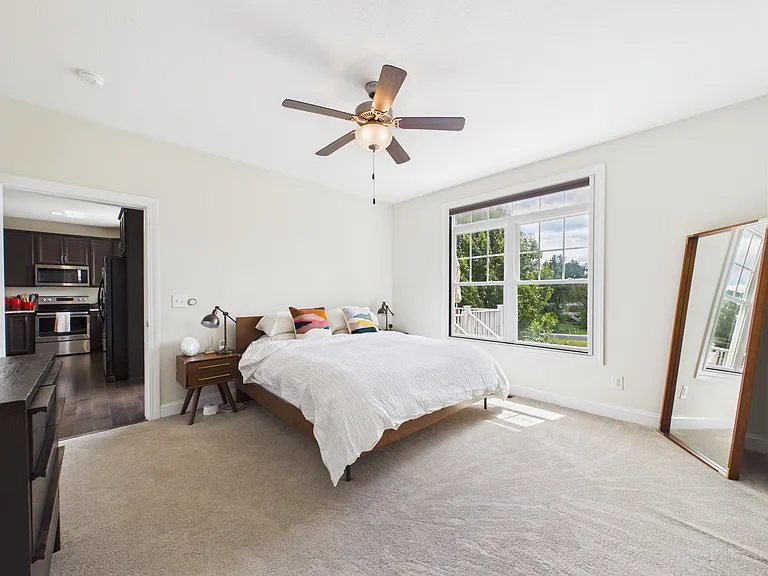 912 Kentwood Dr — Photo 23
