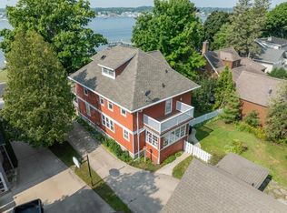 936 Memorial Dr, Sturgeon Bay, WI 54235