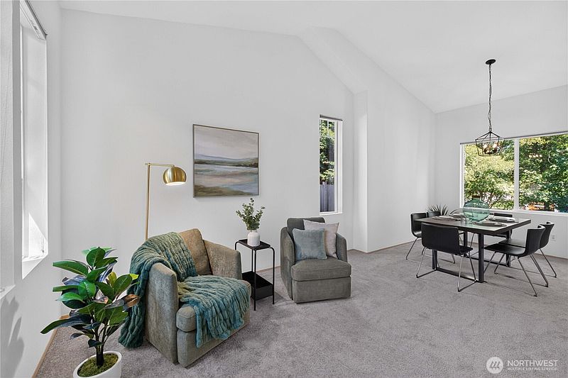 4th image of 23610 SE 267th Place